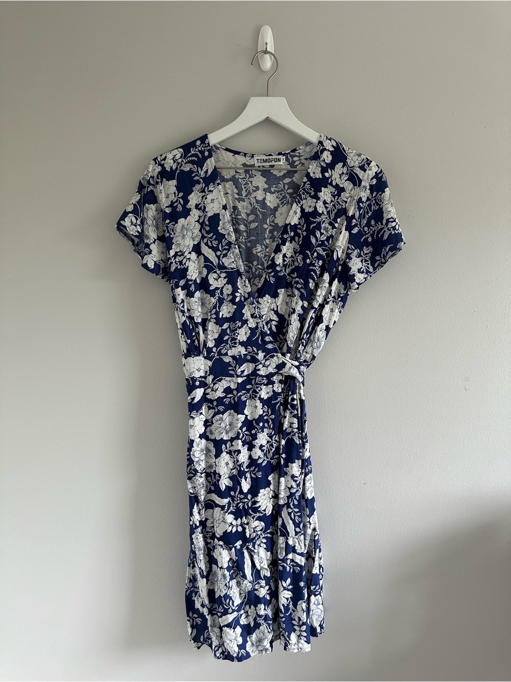 Temofon Blue White Floral Wrap Dress Size M